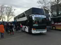 Setra 431 DT Do-Ra Travel, Zurich décembre 2014

Plus de photos sur : https://www.facebook.com/AutocarsenSuisse/