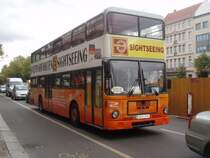 Bus B-AN 3990 am 2.10.08 auf der Unter den Linden . 