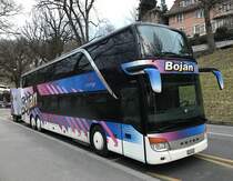 Setra 431 DT ex-Horner Tafers, Bojan Reisen, Berne février 2018

Plus de photos sur : https://www.facebook.com/AutocarsenSuisse/