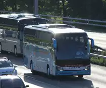 Setra 515 HD 2 Zerzuben, près de Berne septembre 2015

Plus de photos sur : https://www.facebook.com/AutocarsenSuisse/