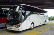 Setra 515 HD Besseling, aire de repos de Pratteln, mai 2016

Plus de photos sur : https://www.facebook.com/AutocarsenSuisse/