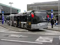 AAGR - Solaris Nr.10  LU 160096 bei den Bushaltestellen vor dem Bahnhof Luzern am 03.02.2018