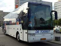Van Hool T917 von De Toerist aus den Niederlanden in Berlin am 10.06.2016