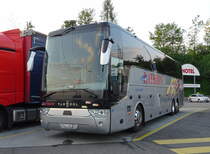 van Hool Astron 35 Lathion Voyages, près de Berne, juin 2017

Plus de photos sur : https://www.facebook.com/AutocarsenSuisse/