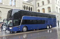 van Hool Astromega Confédération Suisse, Berne, juin 2016

Plus de photos sur : https://www.facebook.com/AutocarsenSuisse/