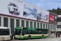 Skibus Seefeld i. T. Linie Grün von Wetterstein Reisen an der Haltestelle Seefeld i.T. Rosshütte. Aufgenommen 5.2.2018.