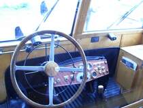 Blick in die Fahrerkabine des B�ssing NAG 900 N der Dresdner Verkehrsbetriebe am 03.10.08 auf dem Gel�nde des BW Dresden Altstadt.