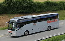 Volvo 9700 Hoffmann, près de Berne juin 2016

Plus de photos sur : https://www.facebook.com/AutocarsenSuisse/