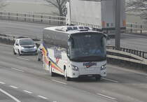 VDL Futura EK29 Eurobus, près de Berne février 2017

Plus de photos sur : https://www.facebook.com/AutocarsenSuisse/