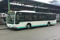 Hier der RA W 936 der NVW als Linie 112 nach Ettlingen Neuwiesenreben über den Ettlingen
Friedhof. Hier steht er in Ettlingen Stadt am 15.02.2018.