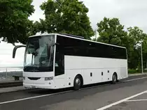 van Hool Astronef Gast, près de Montreux juin 2016

Plus de photos sur : https://www.facebook.com/AutocarsenSuisse/ 