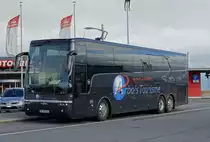 van Hool Astronef Arbois Tourisme, aire de repos de Bavois, mai 2017

Plus de photos sur : https://www.facebook.com/AutocarsenSuisse/ 
