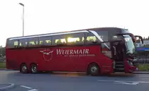 Setra 516 HDH Weiermaier (A), près de Berne juin 2017

Plus de photos sur : https://www.facebook.com/AutocarsenSuisse/ 