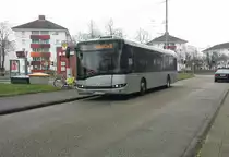 Hier der KA HT 647 der Hagro Transbus am Karlsruhe Hirtenweg. Da gerade Samstag der 27.01.2018 war und der KSC Daheim spielte wurde die Buslinie 30 aus der Waldtstadt zum Hirtenweg umgeleitet und fuhr wie nicht gewohnt zum Karl-Wilhelm-Platz.  