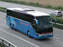 Setra 516 HD n° 9 Zerzuben, près de Berne  août 2014

Plus de photos sur : https://www.facebook.com/AutocarsenSuisse/