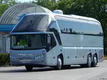 Neoplan Starliner von Arda Tur aus Bulgarien in Berlin am 11.06.2016