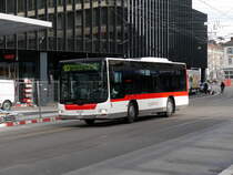VBSG - MAN Lion`s City  Nr.248  SG  198248 unterwegs auf der Linie 10 vor dem Bahnhof bei den Bushaltestellen in St.Gallen am 09.03.2018