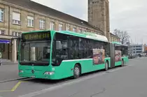 Mercedes Citaro 711, auf der Linie 30, wartet an der Endstation beim Badischen Bahnhof. Die Aufnahme stammt vom 15.03.2018.