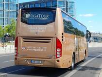 Volvo 9700 von Vega Tour aus Tschechien in Berlin am 11.06.2016