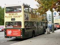 Stadtrundfahrtbus in berlin-Mitte, 12.10.2008