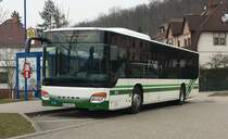 Hier war der KA AV 9623 der AVG zuerst auf der Buslinie 117 nach Grünwettersbach unterwegs und danach auf der Buslinie 47A zum Zündhütle in Karlsruhe unterwegs. Gesichtet am 26.03.2018 am Bahnhof Busenbach.