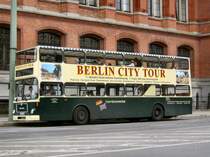 BERLIN CITY TOUR MAN-Doppeldecker (STadtrundfahrt) in Berlin direkt am Roten Rathaus, 12.10.2008