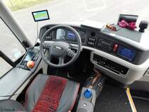 Der Fahrerarbeitsplatz des VDL Futura von JobTours aus Deutschland vor dem Kap Arkona am 29.12.2016