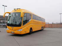 VOLVO (Chassis) mit IRIZAR PB Aufbau von Student Agency aus Tschechien in Berlin am 30. März 2018 am Bahnhof  Südkreuz.