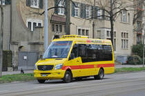 Mercedes Sprinter 24, auf der Linie 37, fährt zur Endstation am Aeschenplatz. Die Aufnahme stammt vom 25.03.2018.