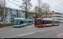 Der VBZ SwissTrolley Plus 183 wird vom 10. bis am 19. April 2018 bei Stadtbus Winterthur getestet. Am 10. April war er auf der HVZ-Linie 2E unterwegs. Hier wird er bei der Endhaltestelle Waldegg vom SBW Wagen 118 der Linie 2 überholt.