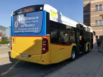 Heck des neuen C2 K von PostAuto Aeschi, am 18.4.18 beim Bhf Spiez.
