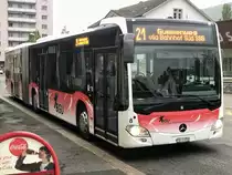 Der BGU C2 Gelenkbus Nr. 8 am 23.4.18 beim Bhf Grenchen Süd am warten.