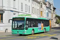 Mercedes Citaro 805, auf der Linie 33, fährt zur Haltestelle Wettsteinplatz. Die Aufnahme stammt vom 19.04.2018.