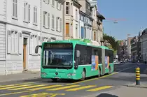 Mercedes Citaro 711, auf der Linie 34, fährt zur Haltestelle Wettsteinplatz. Die Aufnahme stammt vom 19.04.2018.
