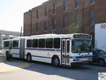 Neoplan AN460 der  Nashville MTA  Wagen # 162. Aufgenommen am 25. September 2008 in Nashville, Tennessee.