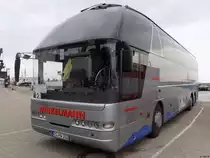 Neoplan Starliner von Winkelmann aus Deutschland im Stadthafen Sassnitz am 10.08.2014