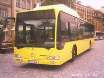 Hier seht ihr einen abgestellten Citaro auf dem Bayreuther Marktplatz