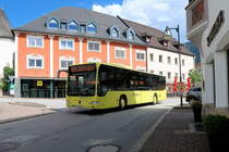 Mercedes-Benz O 530 II (Citaro Facelift) von Postbus BD-13525 als Linie 4070 in Anfahrt auf die Haltestelle Brixlegg Herrnhausplatz. Aufgenommen 11.5.2018.