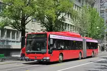 Mercedes Citaro 855, auf der Linie 17, fährt durch die Bundesgasse. Die Aufnahme stammt vom 22.05.2018.