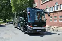 Bohr Reisen Setra 5000er der für Eintracht Frankfurt fährt am 26.05.18 in Riederwald. Auch die Profis Fahren mit diesem Bus