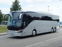 Setra 516 HD von Ostseewindreisen aus Deutschland in Rostock am 27.06.2017