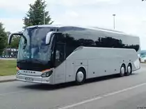 Setra 516 HD von Ostseewindreisen aus Deutschland in Rostock am 27.06.2017