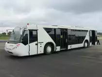 15.05.2018,NEOPLAN Papadakis Bros SA auf dem Flughafen von Korfu/Greece.