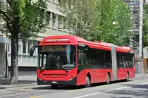 Volvo Bus 876, auf der Linie 10, fährt durch die Bundesgasse. Die Aufnahme stammt vom 22.05.2018.