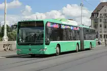 Mercedes Citaro 718, auf der Linie 34, überquert die Mittlere Rheinbrücke. Die Aufnahme stammt vom 24.05.2018.