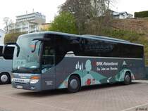 Setra 415 GT-HD von BRK-Reisedienst aus Deutschland im Stadthafen Sassnitz am 06.05.2017