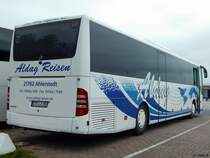 Mercedes Tourismo von Aldag Reisen aus Deutschland im Stadthafen Sassnitz am 06.05.2017