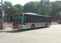 Hier ist der KA VK 746 auf der Buslinie 47 nach Stupferich über Palmbach unterwegs. Gesichtet am 30.03.2018 am Hauptbahnhof in Karlsruhe.