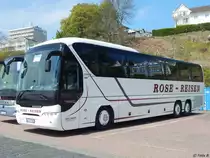 Neoplan Tourliner von Rose-Reisen aus Deutschland im Stadthafen Sassnitz am 14.05.2017