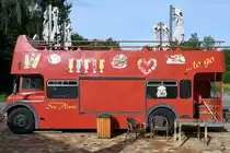 Ein Bristol Lodekka in seiner neuen Funktion für das Restaurant See Nami. (Bochum, Juni 2018)